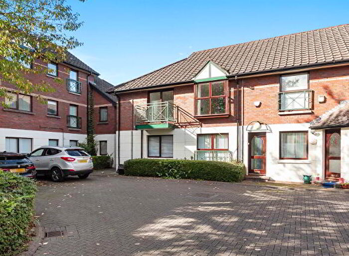 2 Bedroom Apartments For Sale In Ashleigh Manor, Belfast, BT9