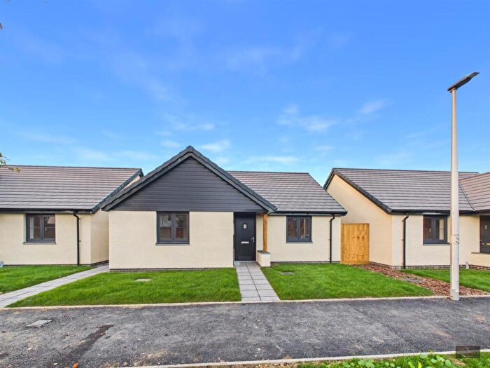 2 Bedroom House For Sale In Tillhouse Farm Mead Cranbrook, Exeter, EX5