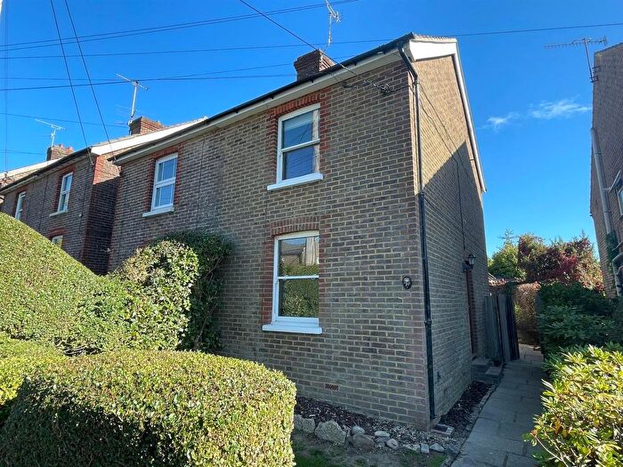 2 Bedroom Semi-Detached House To Rent In Kents Road, Haywards Heath, RH16