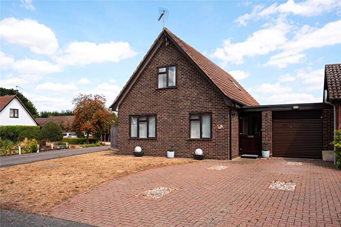 3 Bedroom Link Detached House For Sale In Great Barton, Suffolk, IP31