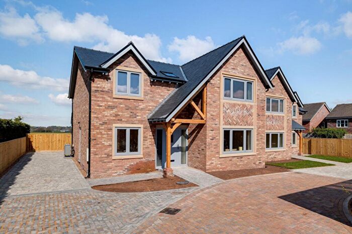4 Bedroom Detached House For Sale In Woodfin View, Bypass Road, CH3