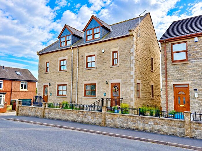 3 Bedroom Semi-Detached House For Sale In Green Street, Greasbrough Rotherham, South Yorkshire, S61