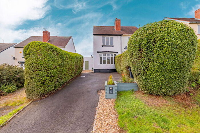 2 Bedroom Semi-Detached House For Sale In Woods Lane, Brierley Hill, DY5