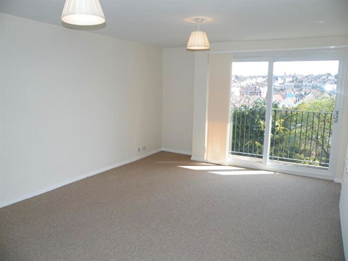 2 Bedroom Flat To Rent In Berkeley Road, Bishopston, BS7