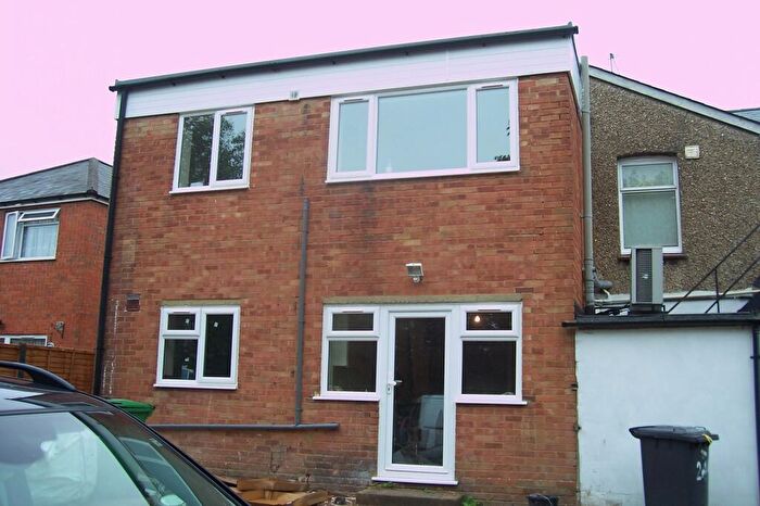 1 Bedroom Flat To Rent In Cippenham Lane, Cippenham, Berkshire, SL1
