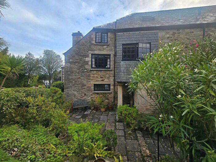 3 Bedroom Terraced House To Rent In Grove Place, Falmouth, TR11