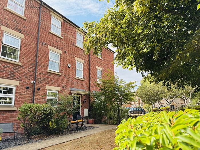 5 Bedroom Town House For Sale In Potteries Lane, Chilton, OX11