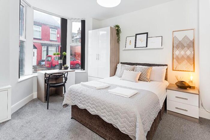 6 Bedroom Terraced House To Rent In Halsbury Road, Kensington, Liverpool, L6