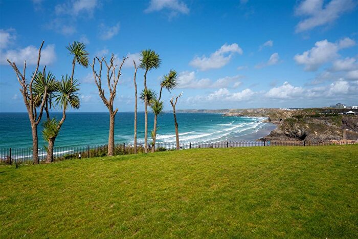 3 Bedroom Terraced House For Sale In Trebarwith Crescent, Newquay, TR7