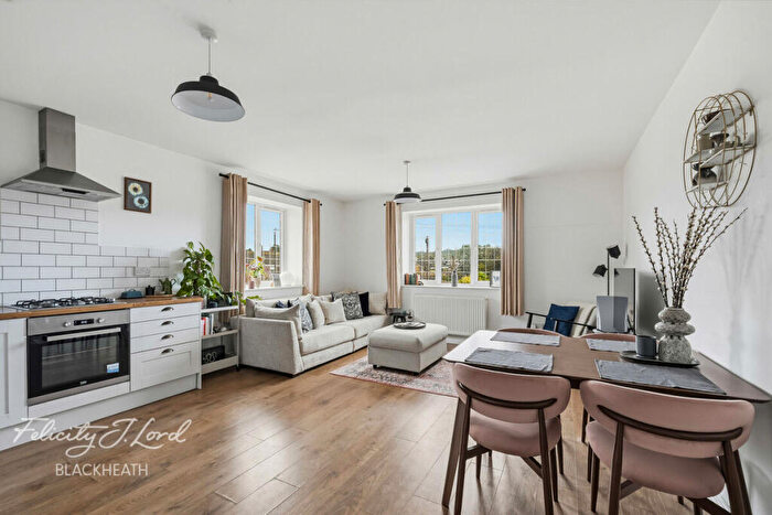 2 Bedroom Apartment For Sale In Edison Grove, London, SE18