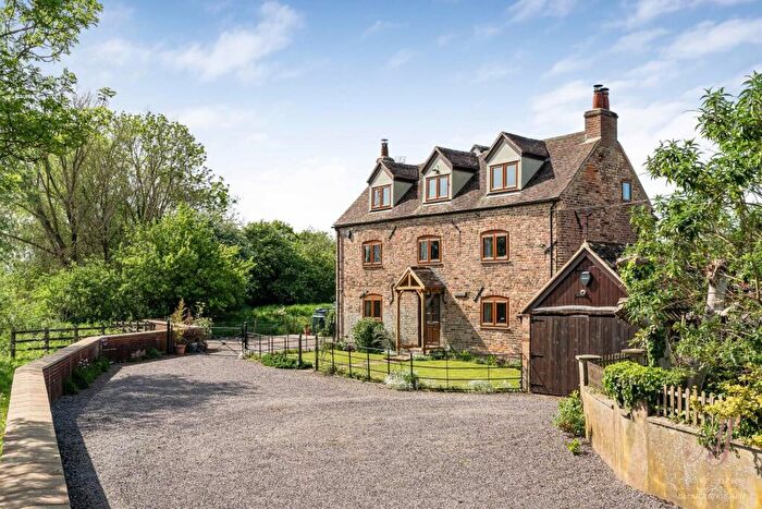 5 Bedroom Character Property For Sale In Weir Green, Elmore, GL2