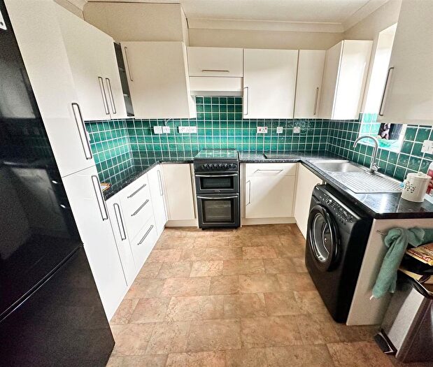2 Bedroom Property To Rent In Borrowdale Avenue, Blackburn, BB1