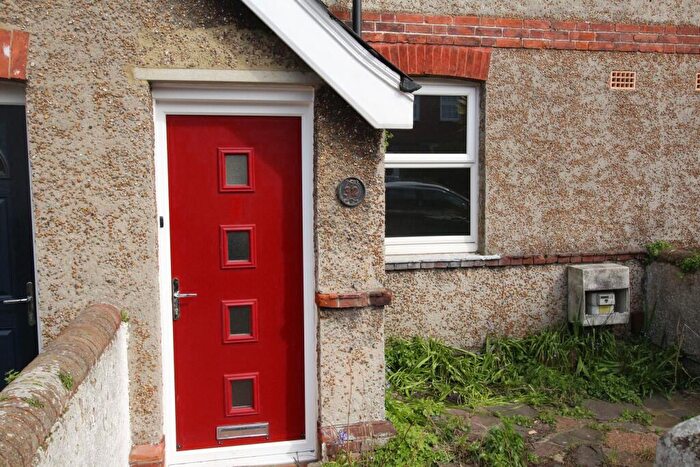 3 Bedroom Terraced House To Rent In Green Street, Old Town, BN21