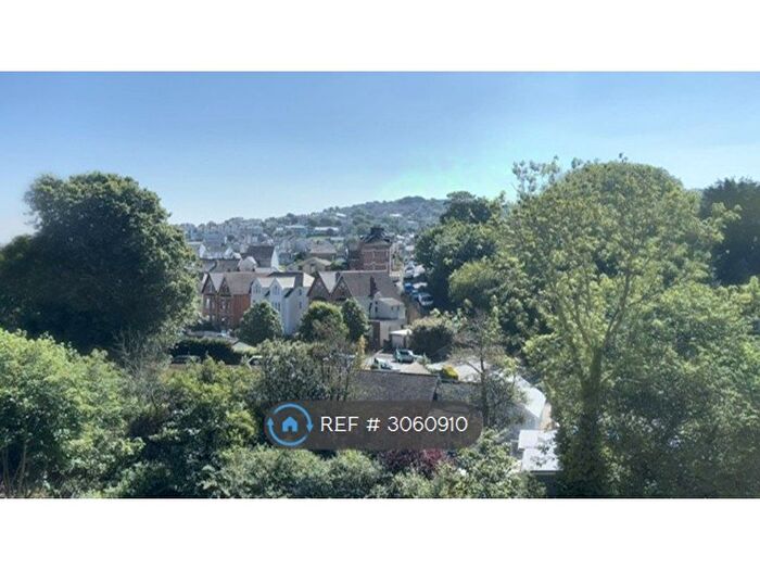 2 Bedroom Flat To Rent In Southcliffe, Ilfracombe, EX34