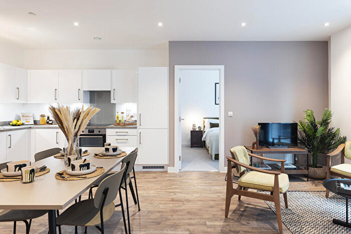 2 Bedroom Apartment To Rent In £ Gift Voucher Incentive **T&Cs Apply**Two Bed, The Almere, Avebury Boulevard, Central Milton Keynes, Milton Keynes, MK9