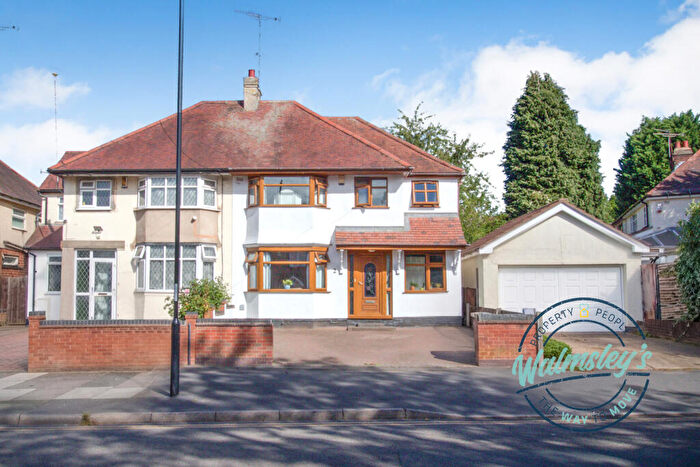 4 Bedroom Semi-Detached House For Sale In Watery Lane, Coventry, CV6