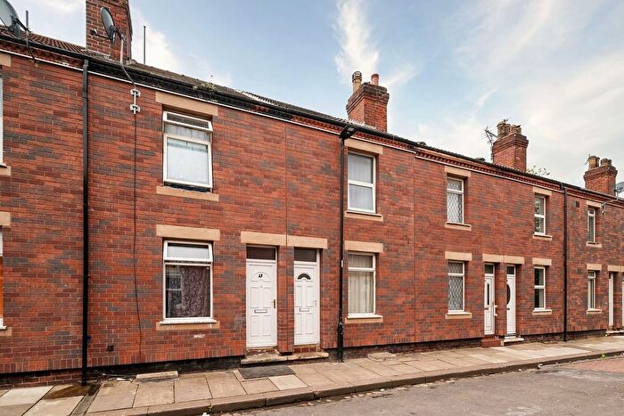 2 Bedroom Terraced House For Sale In Stone Close, Doncaster, DN4