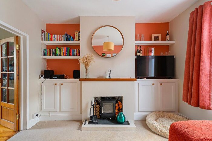 2 Bedroom Terraced House For Sale In Fairfield Place, Southville, BS3