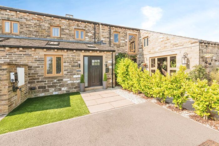 4 Bedroom Terraced House For Sale In Scholes Moor Road, Scholes, Holmfirth, HD9
