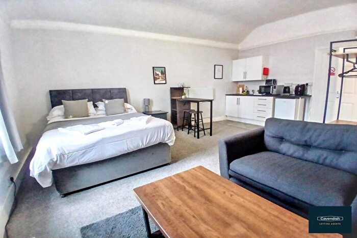 1 Bedroom Flat To Rent In Cambrian View, Chester, CH1