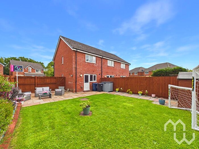 2 Bedroom House For Sale In White Moss Close, Whitestake, PR4