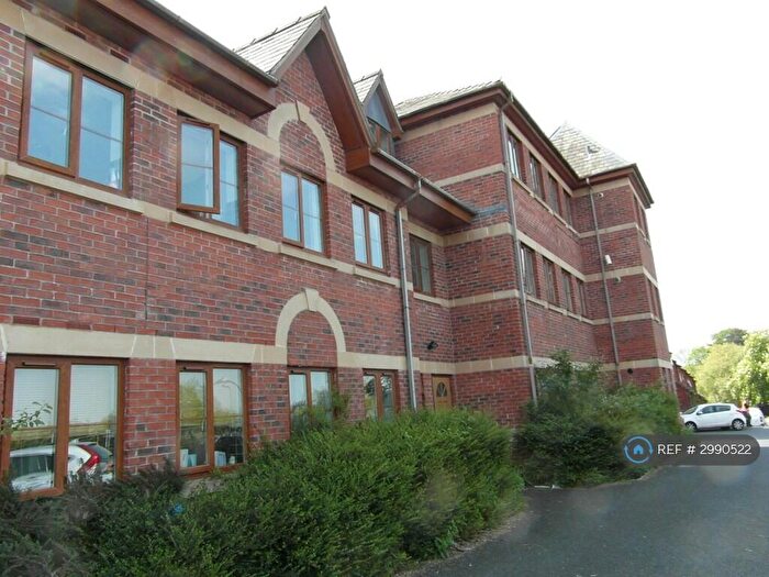 2 Bedroom Flat To Rent In Mill St, Redditch, B97