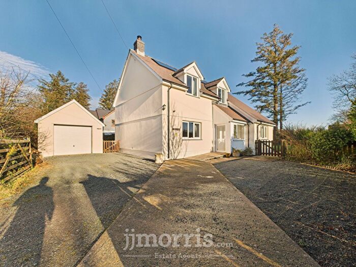 3 Bedroom Detached House For Sale In Boncath, SA37