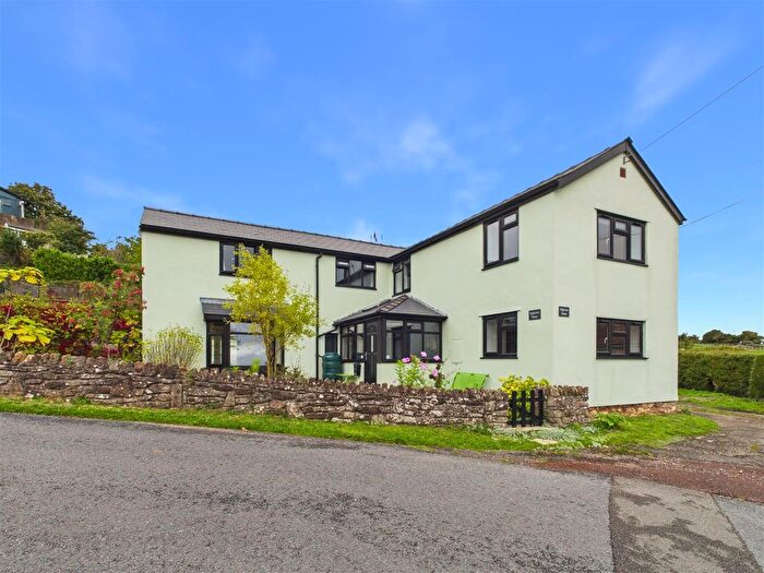 4 Bedroom Detached House For Sale In The Ruffitt, Littledean, Cinderford, GL14