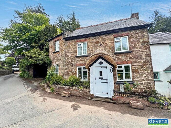 3 Bedroom Semi-Detached House For Sale In Hatherleigh, Okehampton, Devon, EX20