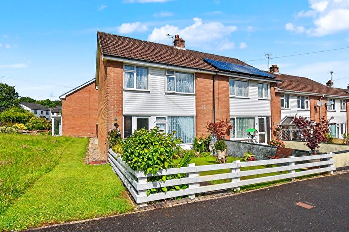 3 Bedroom Terraced House For Sale In Moor View, Hatherleigh, Okehampton, EX20
