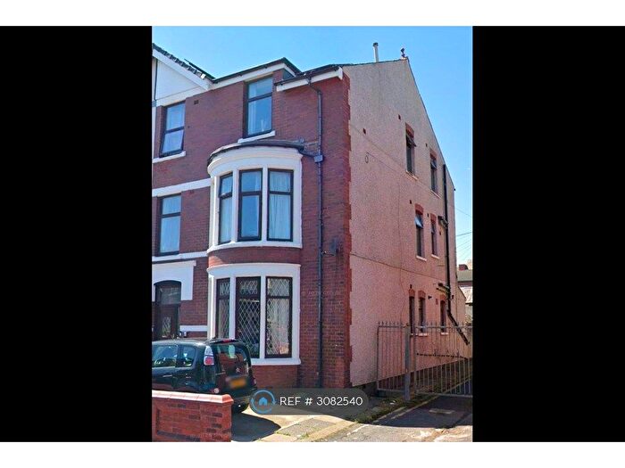 Studio To Rent In Holmfield Road, Blackpool, FY2