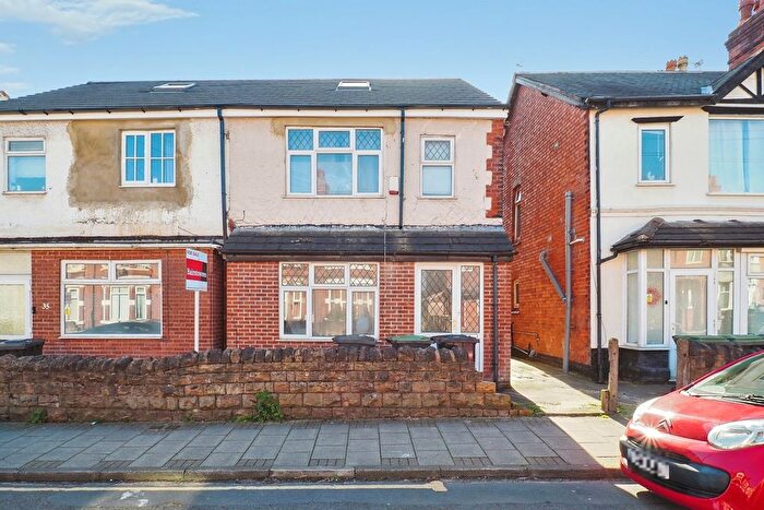 4 Bedroom Semi-Detached House For Sale In Marlborough Road, Beeston, Nottingham, Nottinghamshire, NG9