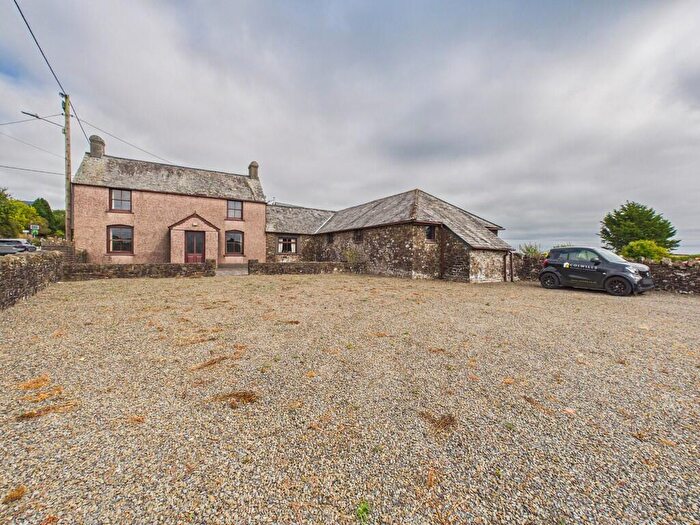 3 Bedroom Detached House For Sale In Whitstone, Holsworthy, EX22