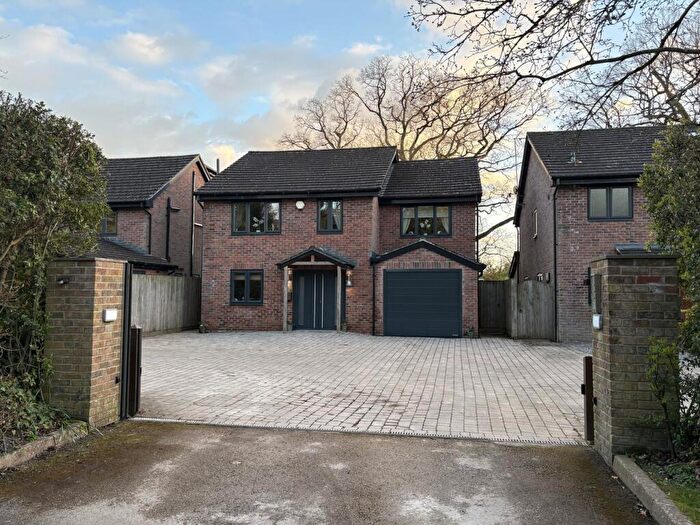 5 Bedroom Detached House For Sale In Lower Marsh Road, Warminster, BA12