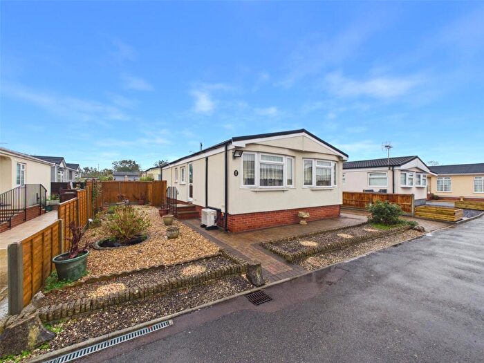 2 Bedroom Park Home For Sale In Harthurstfield Park, Fiddlers Green Lane, Cheltenham, Gloucestershire, GL51