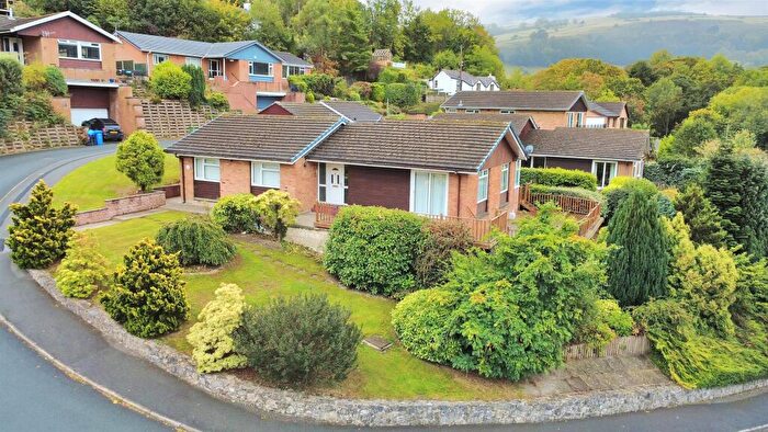 3 Bedroom Detached Bungalow For Sale In Horseshoe Pass View, Llangollen, LL20