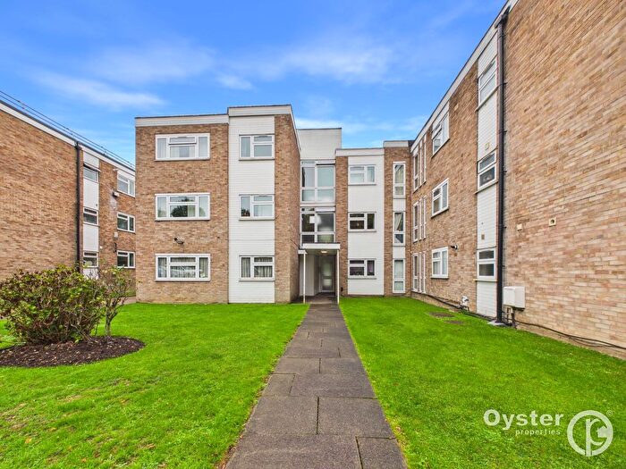 2 Bedroom Flat To Rent In London Road, Stanmore, HA7