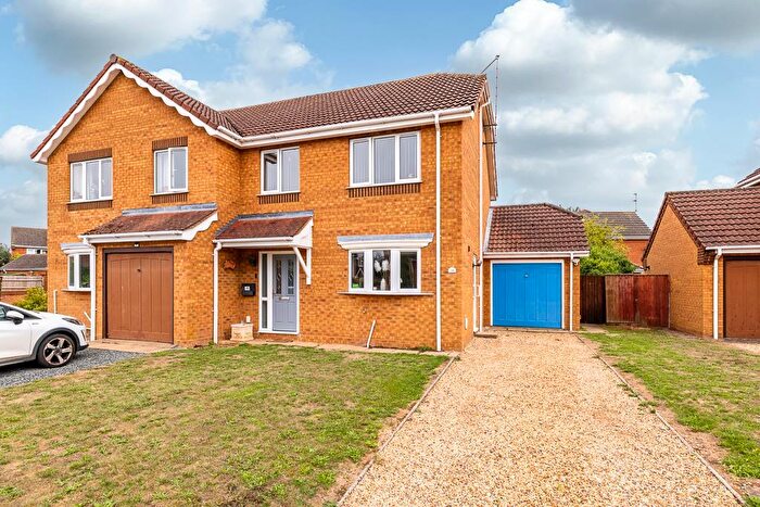 3 Bedroom Semi-Detached House For Sale In Market Rasen Way, Holbeach, PE12