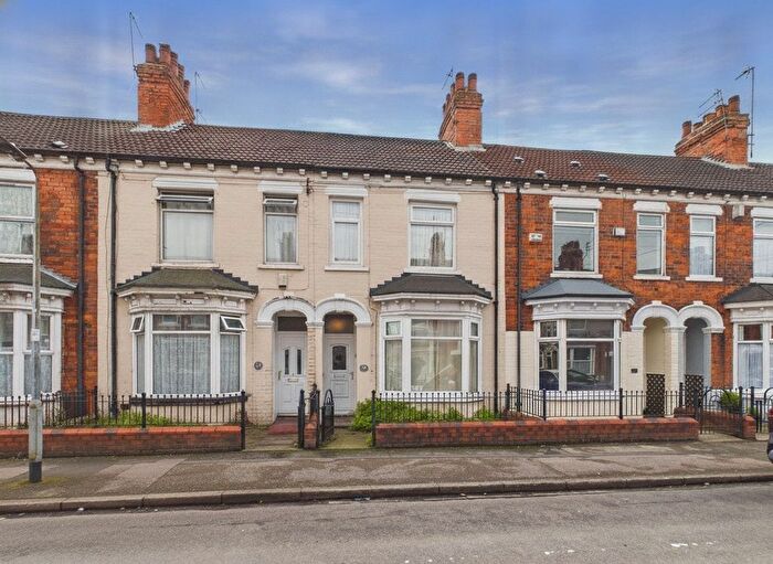 3 Bedroom Terraced House For Sale In Queensgate Street, Hull, HU3