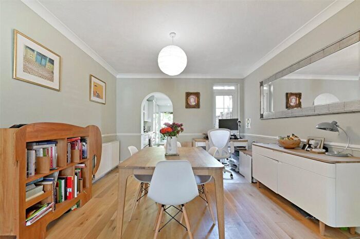 3 Bedroom Semi-Detached House To Rent In Bourne Avenue, Windsor, Berkshire, SL4