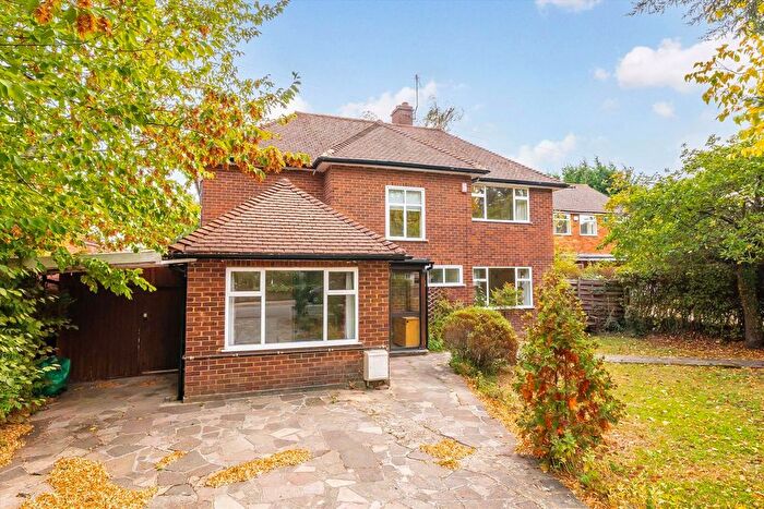 4 Bedroom Property To Rent In Pinn Way, Ruislip, HA4