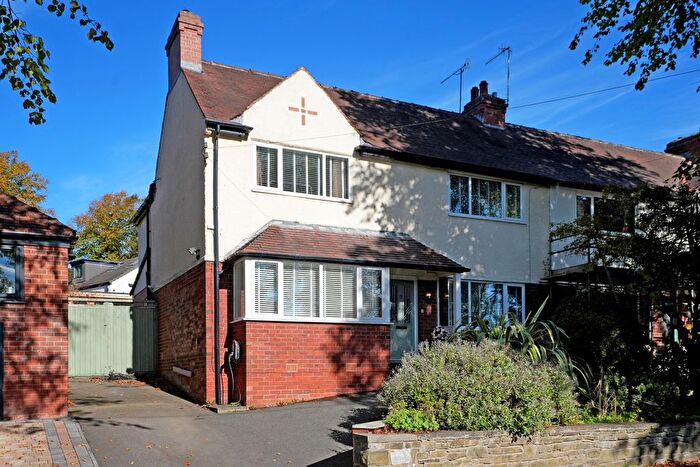 4 Bedroom Semi-Detached House For Sale In Dalewood Road, Sheffield, South Yorkshire, S8