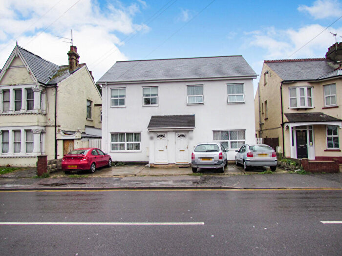 2 Bedroom Flat To Rent In Wellesley Road, Clacton-on-Sea, Essex, CO15