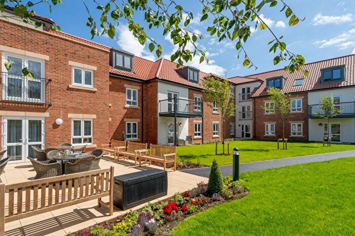 2 Bedroom Flat To Rent In Scoresby View, The Garth, Whitby, YO21