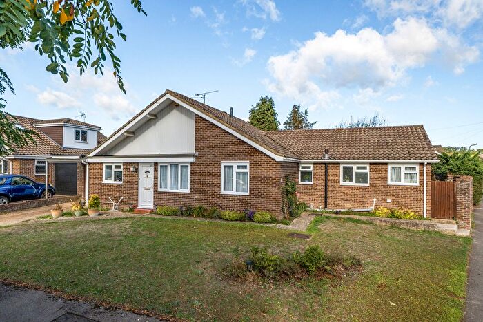 5 Bedroom Bungalow For Sale In Oatlands Road, Shinfield, Reading, Berkshire, RG2