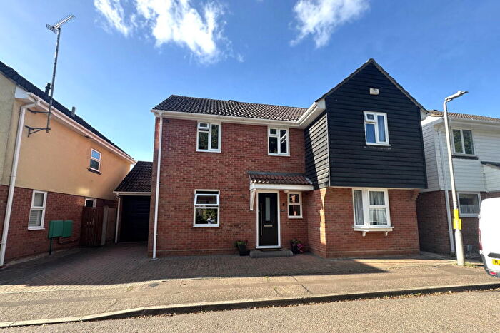 5 Bedroom Detached House For Sale In Armiger Way, Witham, CM8