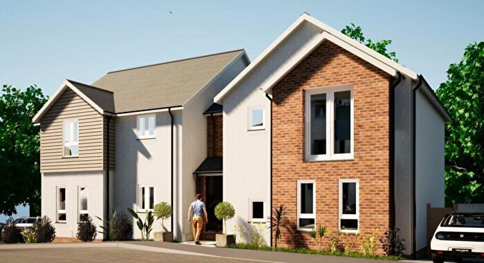 2 Bedroom Flat For Sale In Brooks Avenue, Holsworthy, EX22