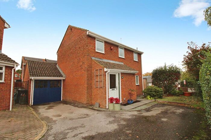 3 Bedroom Detached House For Sale In Somerdale Close, Westlea, SN5