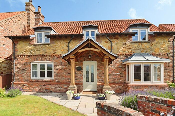 4 Bedroom Detached House For Sale In The Old Quarry, Grasby, DN38