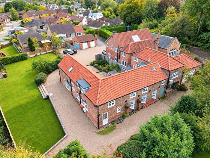 4 Bedroom Detached House For Sale In Rectory Cottages, Willow Lane, Nottingham, NG4